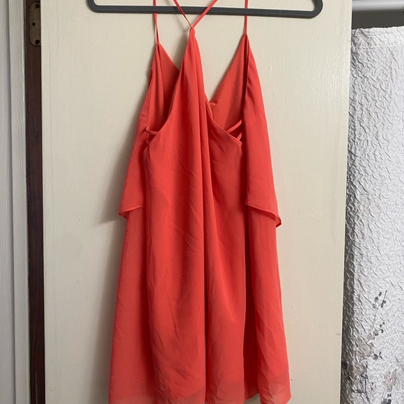 Guess Sadie Ruffle Dress - Picture 5 of 5